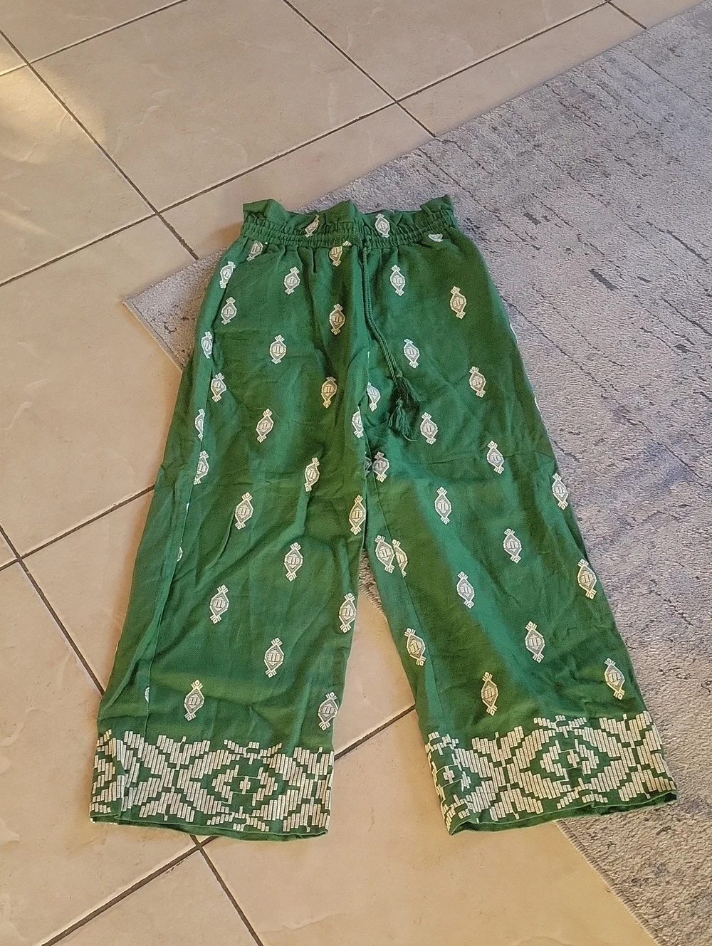 House of Harlow 1960 Green/White Embroidered Halter Top & Pants Set Sz XS
